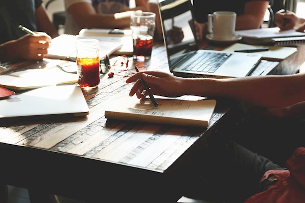 Indhent tilmeldinger til programpunkter som workshops eller spor, hvor du ønsker at vide hvem og hvor mange deltagere der kommer. Du kan styre antal med maks antal til hvert tilmeldte programpunkt. Tilmelding af programpunkter er plugin til tilmeldingssystemet.